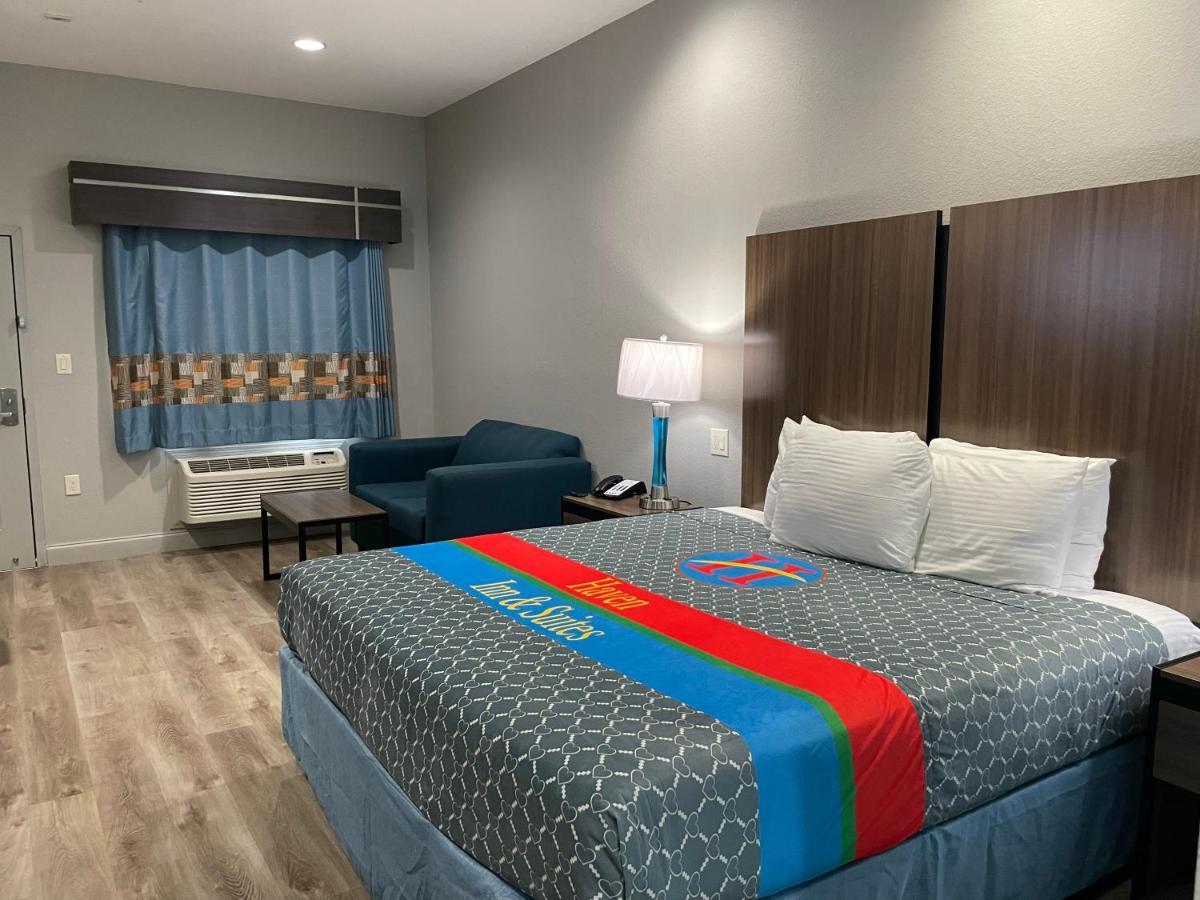 Haven & Downtown Houston. 2* Houston
